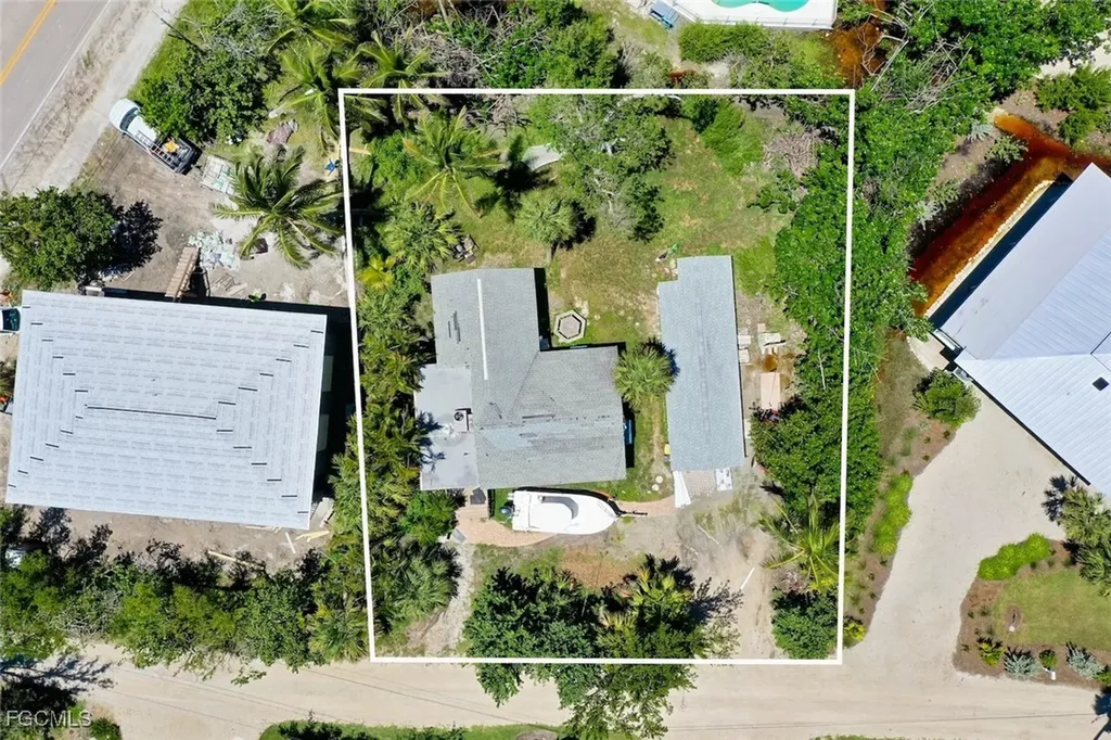 1142 Shell Basket Lane Sanibel FL 33957