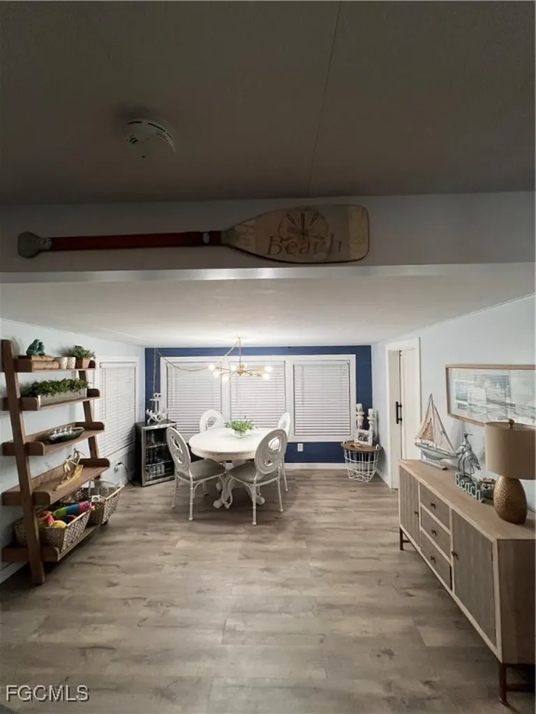 31 Channel Lane Fort Myers FL 33905