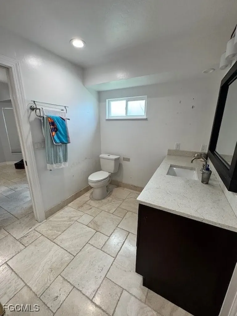 3728 SE 1st Avenue Cape Coral FL 33904