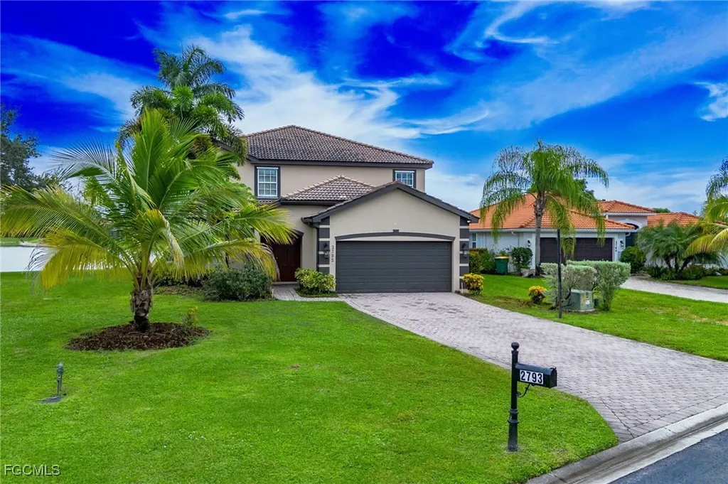2793 Amberwood Court Naples FL 34120