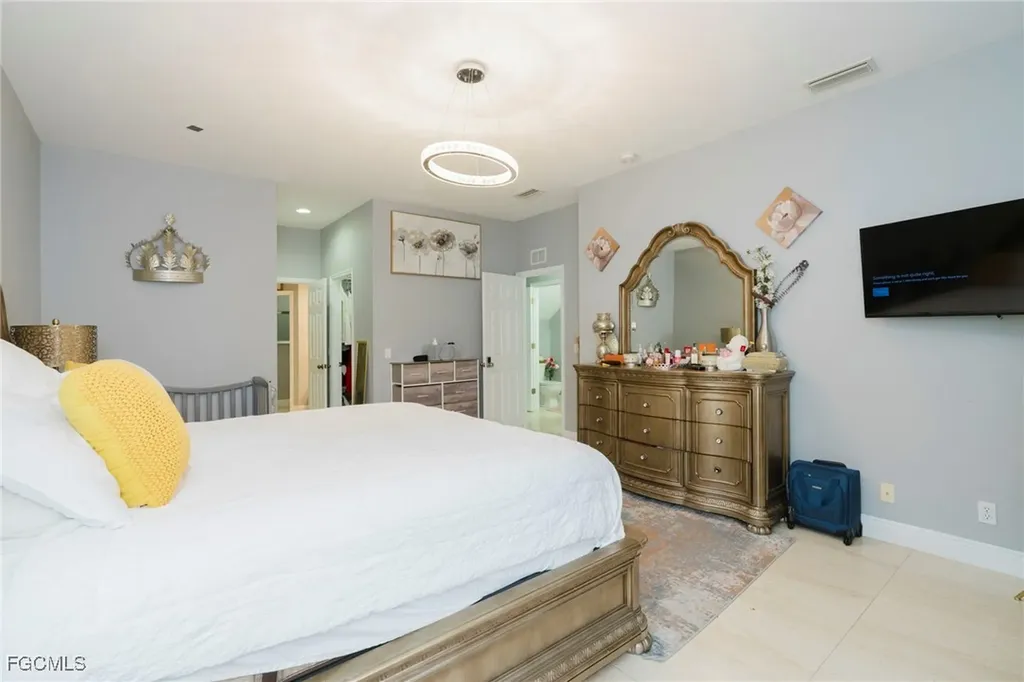 2793 Amberwood Court Naples FL 34120