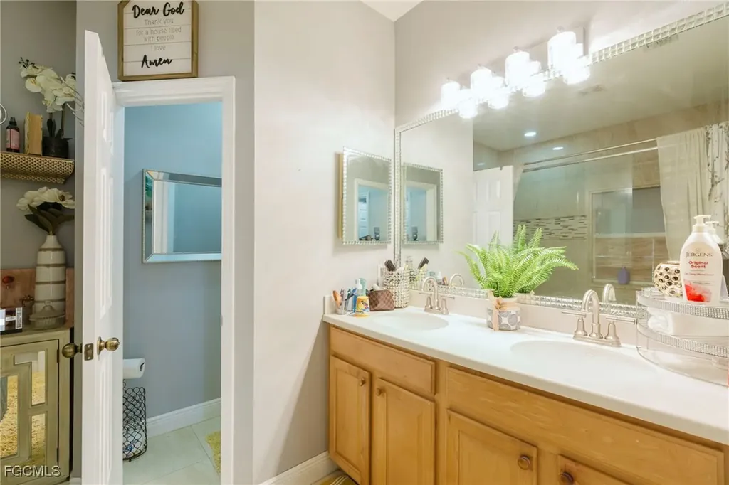 2793 Amberwood Court Naples FL 34120