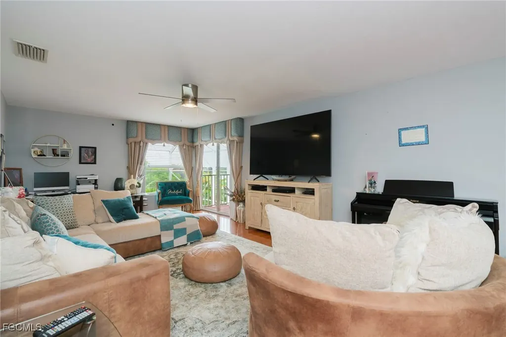 2793 Amberwood Court Naples FL 34120