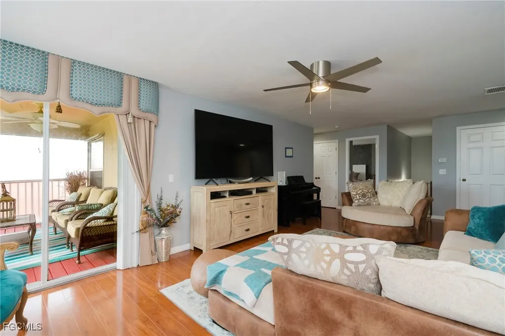 2793 Amberwood Court Naples FL 34120