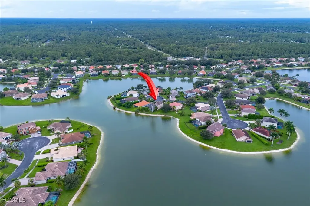 2793 Amberwood Court Naples FL 34120