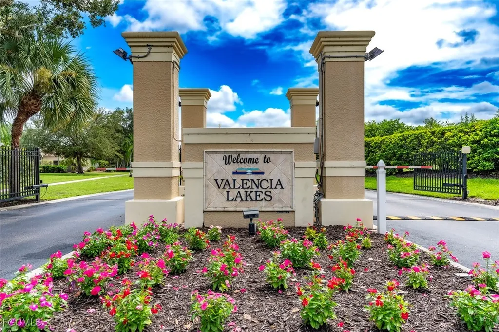 2793 Amberwood Court Naples FL 34120