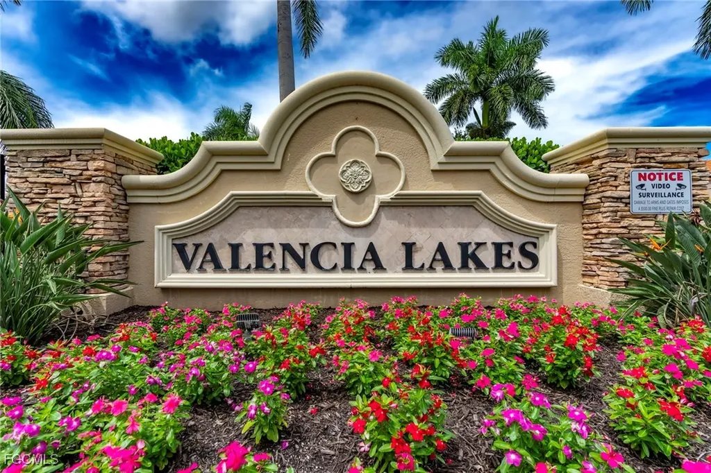 2793 Amberwood Court Naples FL 34120