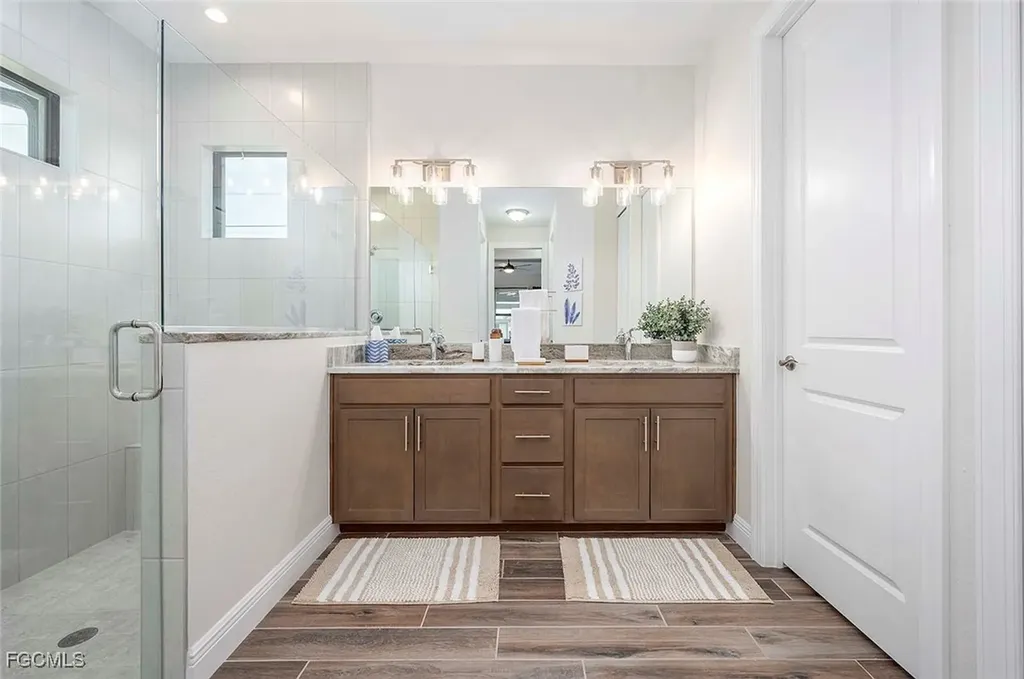 2720 SW 20th Avenue Cape Coral FL 33914