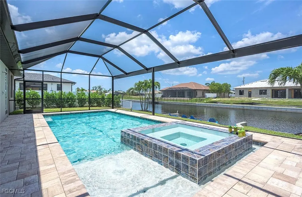 2720 SW 20th Avenue Cape Coral FL 33914