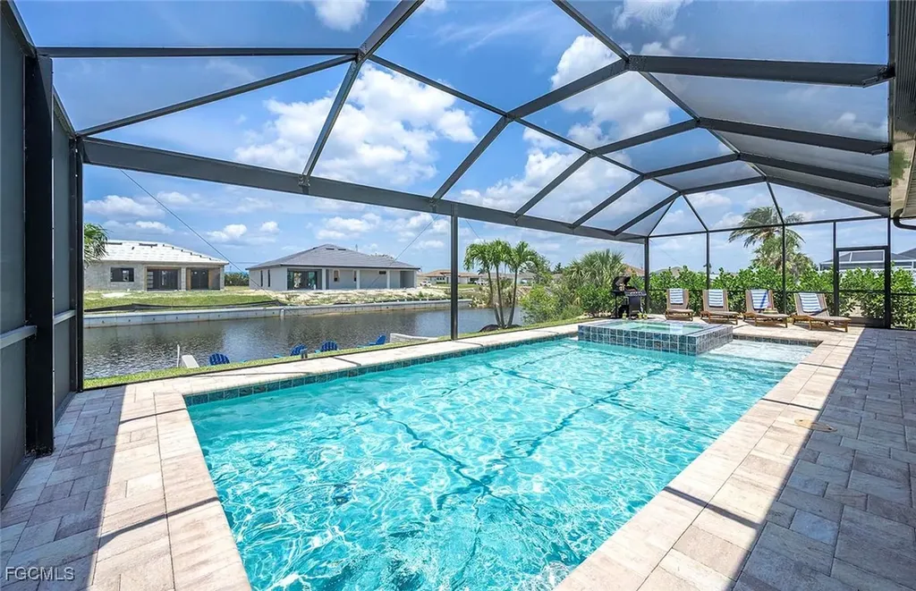 2720 SW 20th Avenue Cape Coral FL 33914