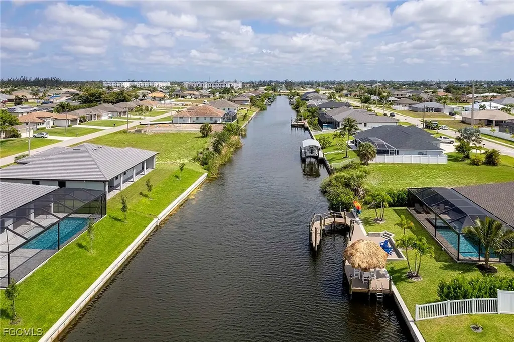 2720 SW 20th Avenue Cape Coral FL 33914