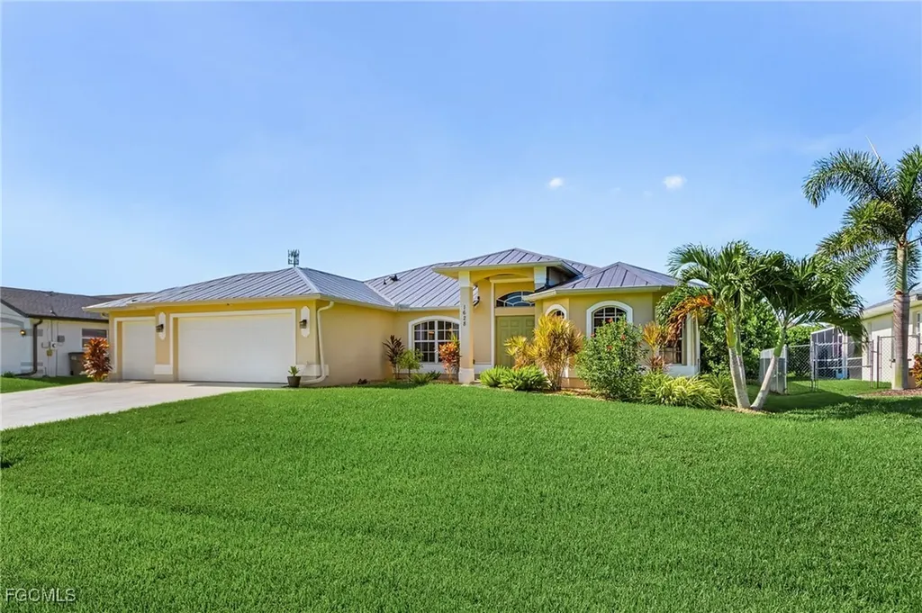 1628 SW 44th Terrace Cape Coral FL 33914