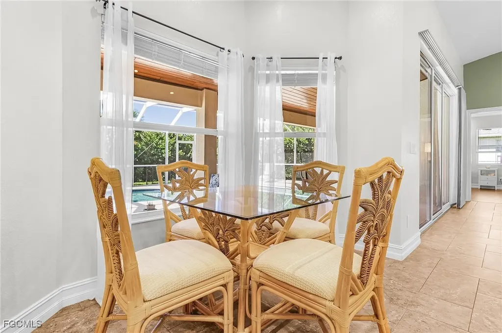 1628 SW 44th Terrace Cape Coral FL 33914