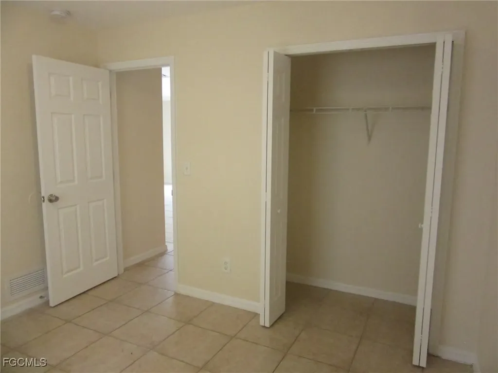 1801/1803 Gordon Avenue S Lehigh Acres FL 33973