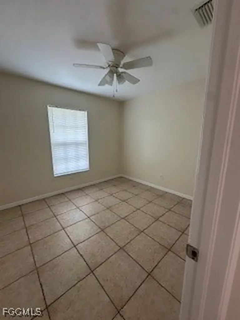 1801/1803 Gordon Avenue S Lehigh Acres FL 33973