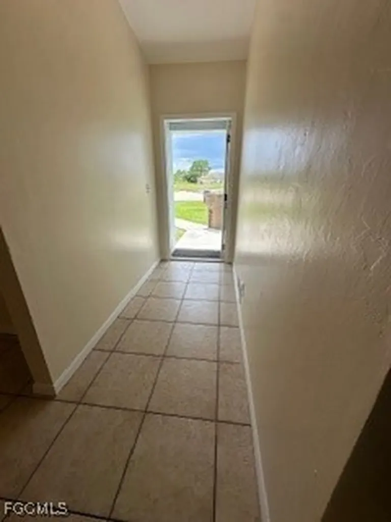 1801/1803 Gordon Avenue S Lehigh Acres FL 33973