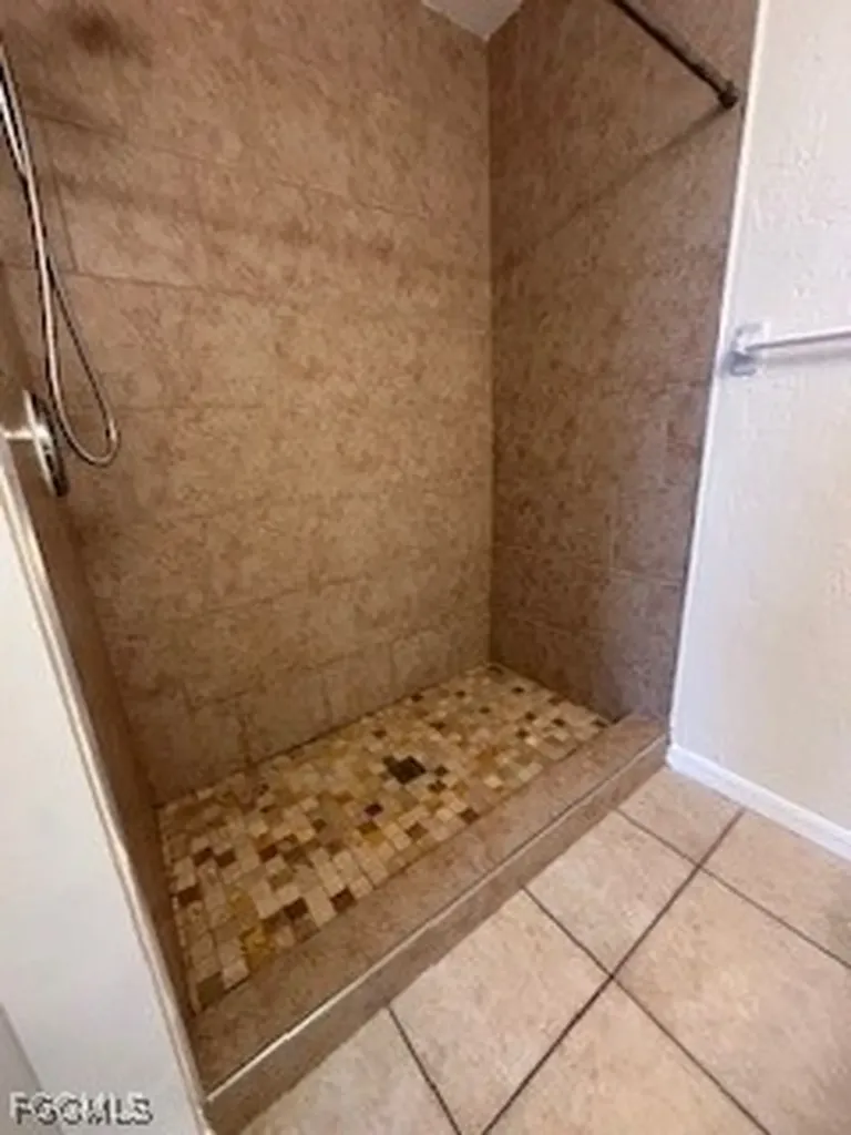 1801/1803 Gordon Avenue S Lehigh Acres FL 33973