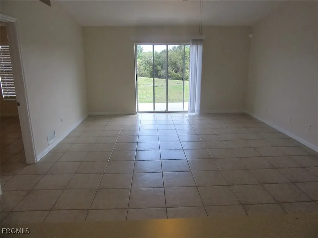 1801/1803 Gordon Avenue S Lehigh Acres FL 33973