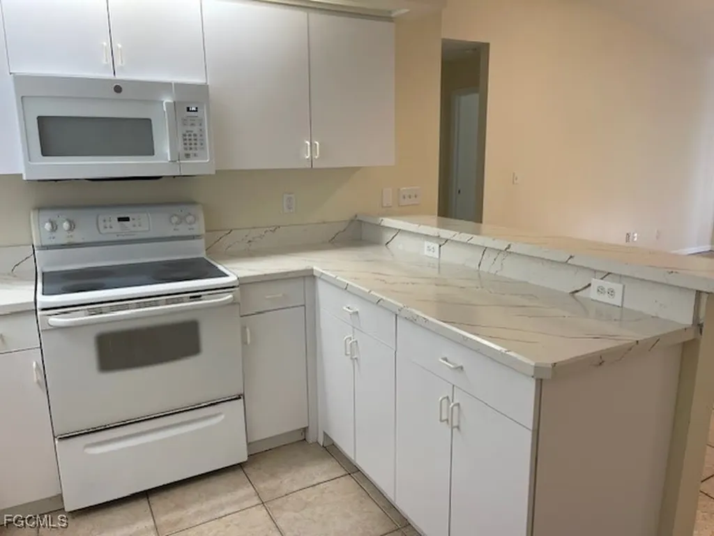 1801/1803 Gordon Avenue S Lehigh Acres FL 33973