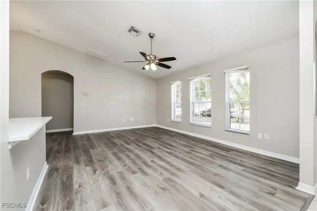 1418 SE 27th Terrace Cape Coral FL 33904