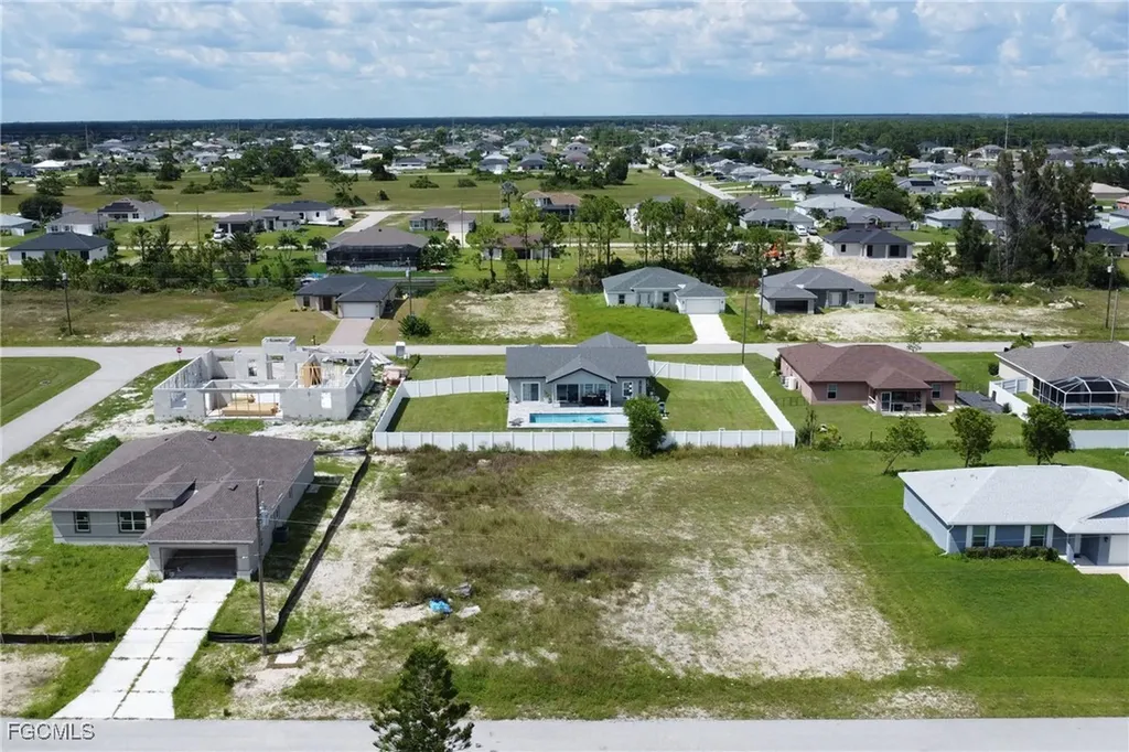 1909 NW 20th Street Cape Coral FL 33993