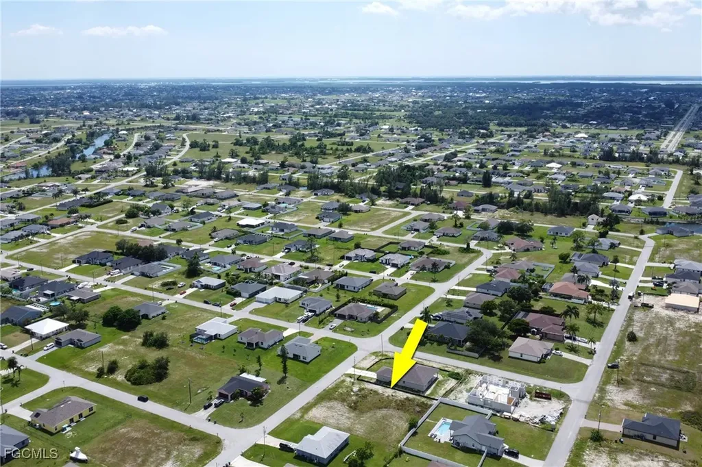 1909 NW 20th Street Cape Coral FL 33993