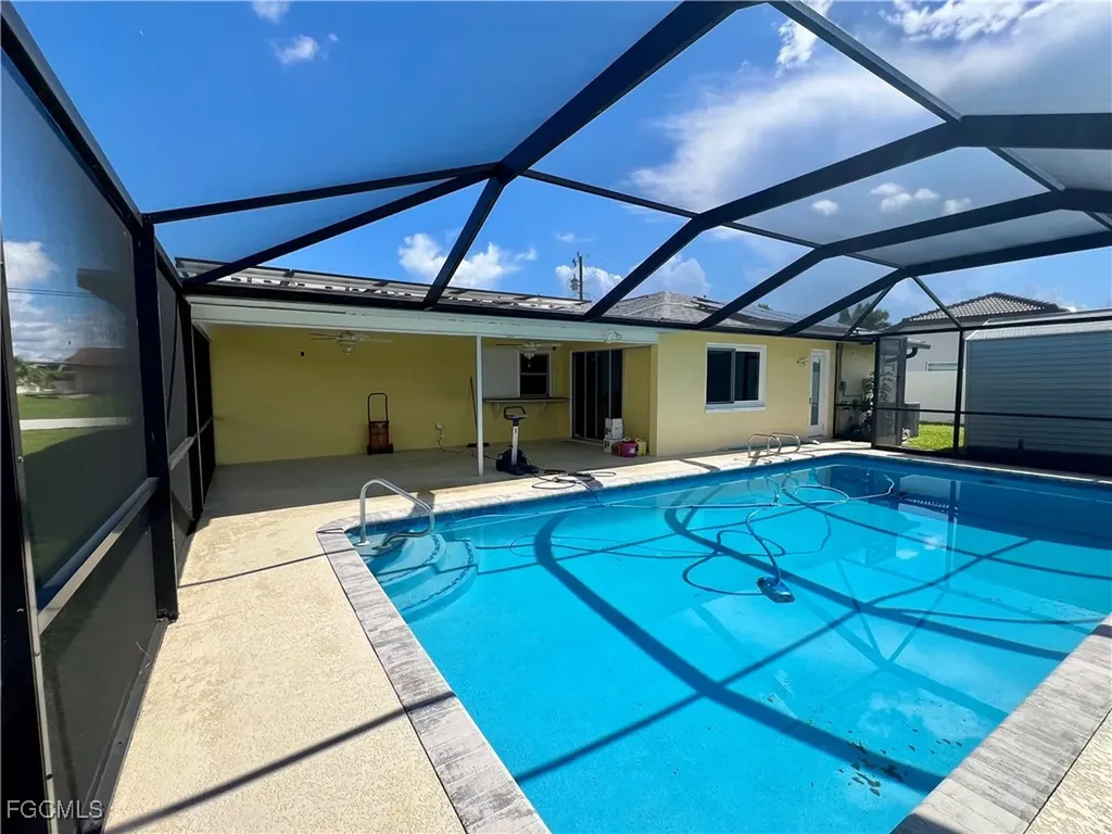 1158 SE 32nd Street Cape Coral FL 33904
