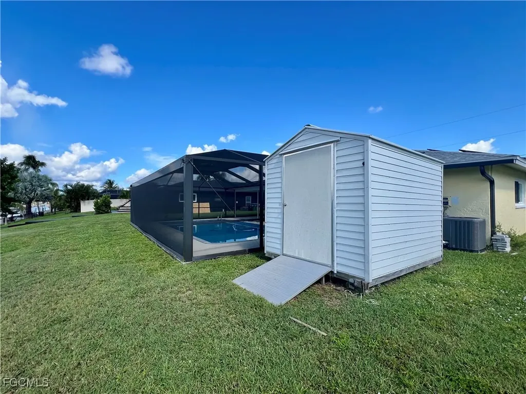 1158 SE 32nd Street Cape Coral FL 33904