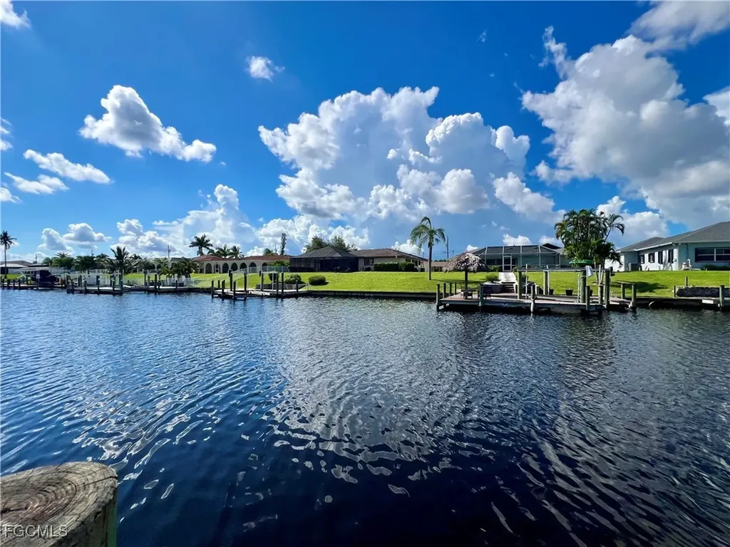 1158 SE 32nd Street Cape Coral FL 33904