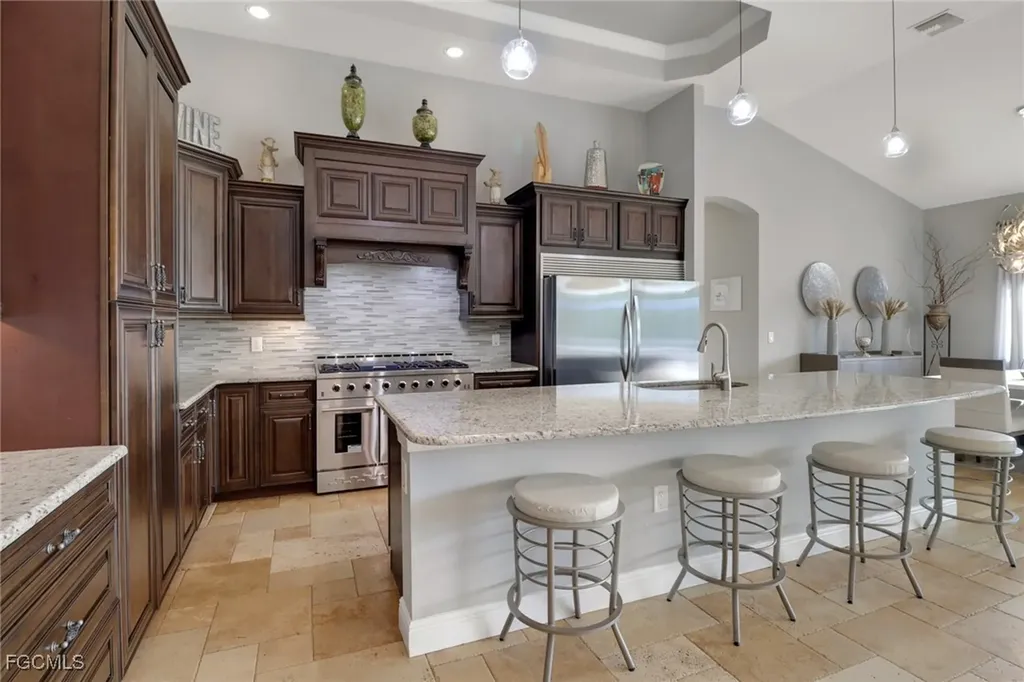 2115 Surfside Boulevard Cape Coral FL 33991