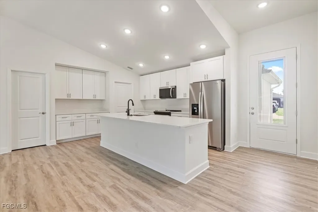 3030 SW 11th Court Cape Coral FL 33914