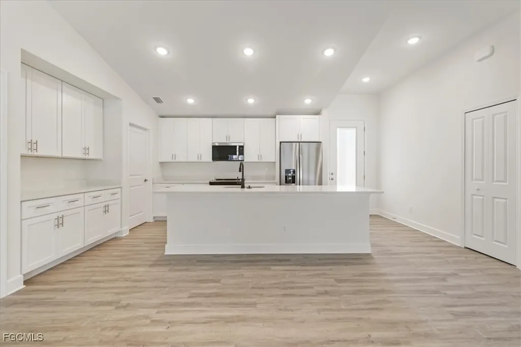 3030 SW 11th Court Cape Coral FL 33914