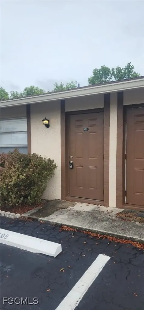 3417 SW Santa Barbara Place Cape Coral FL 33914