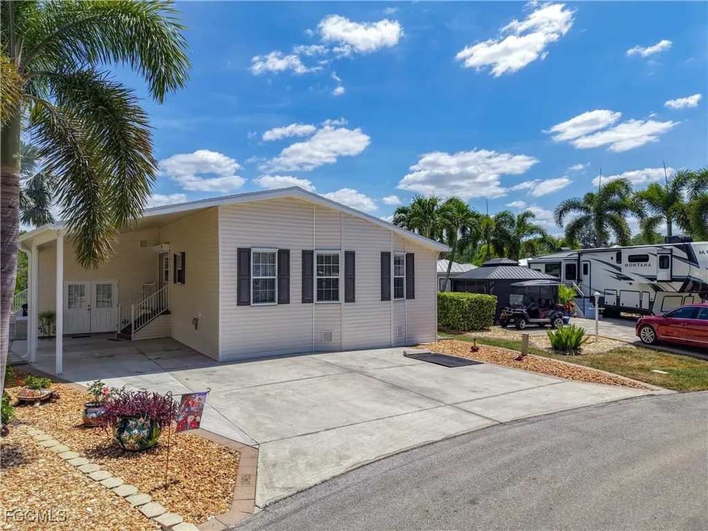 10405 Nightwood Drive Fort Myers FL 33905