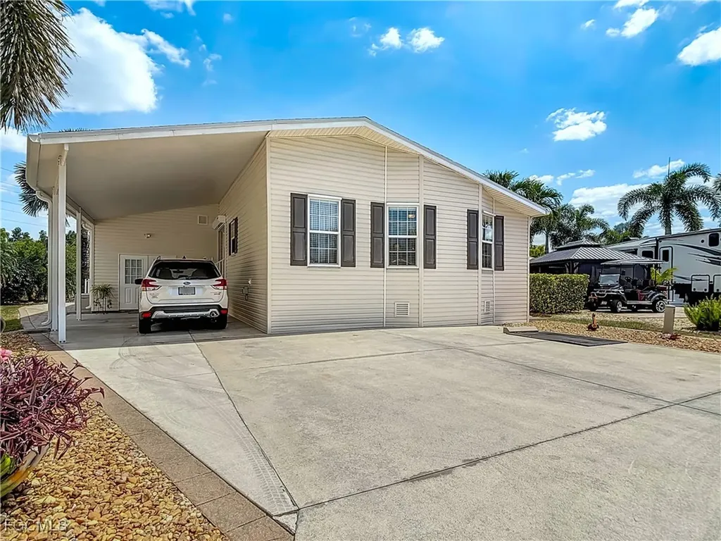 10405 Nightwood Drive Fort Myers FL 33905