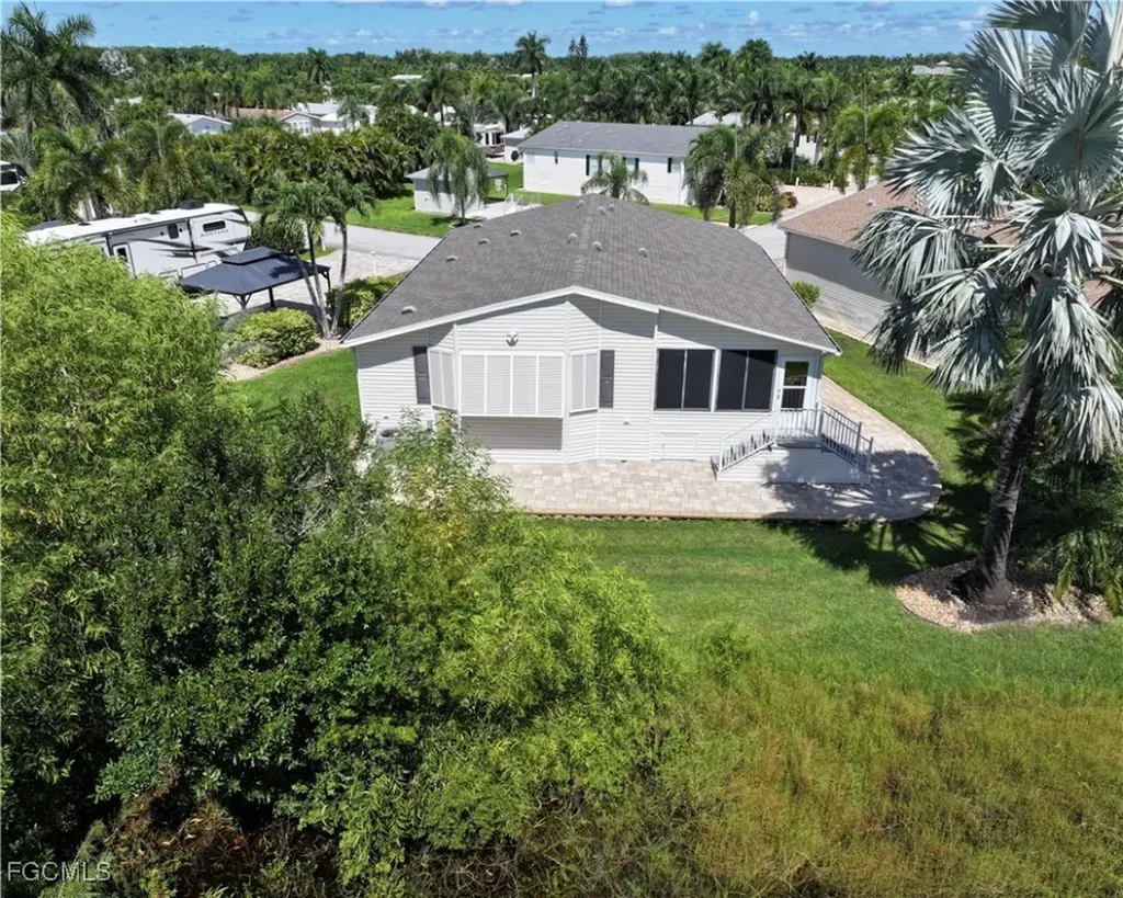 10405 Nightwood Drive Fort Myers FL 33905