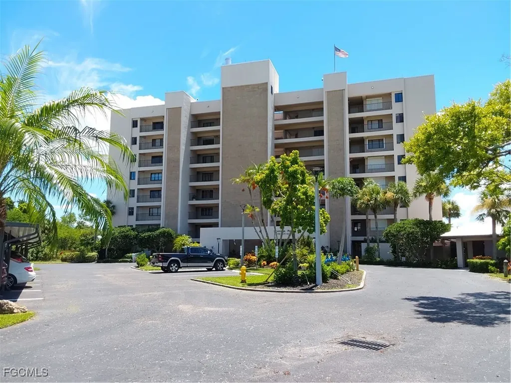 4510 N Key Drive North Fort Myers FL 33903