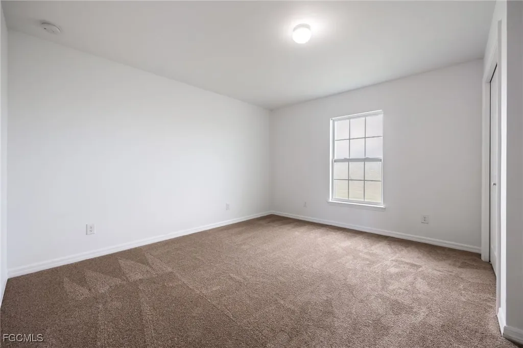 2904 NE 1st Avenue Cape Coral FL 33909