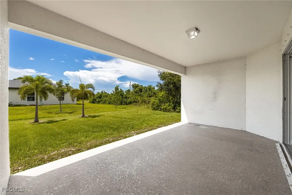 2904 NE 1st Avenue Cape Coral FL 33909