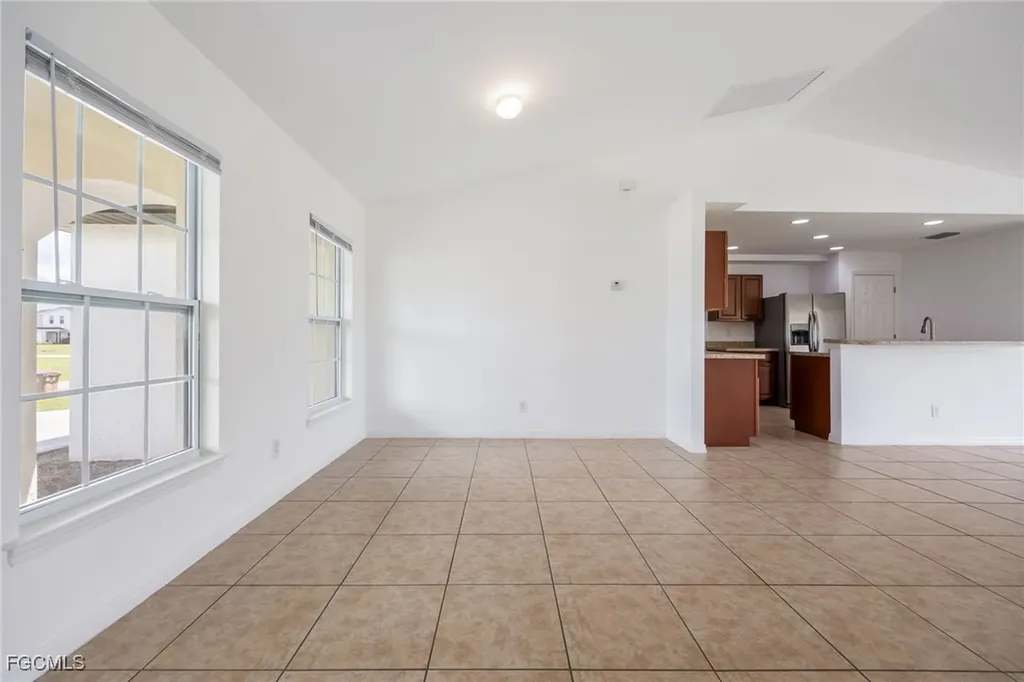 2904 NE 1st Avenue Cape Coral FL 33909
