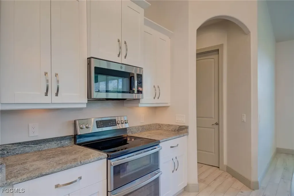 18111 Riverchase Court Alva FL 33920