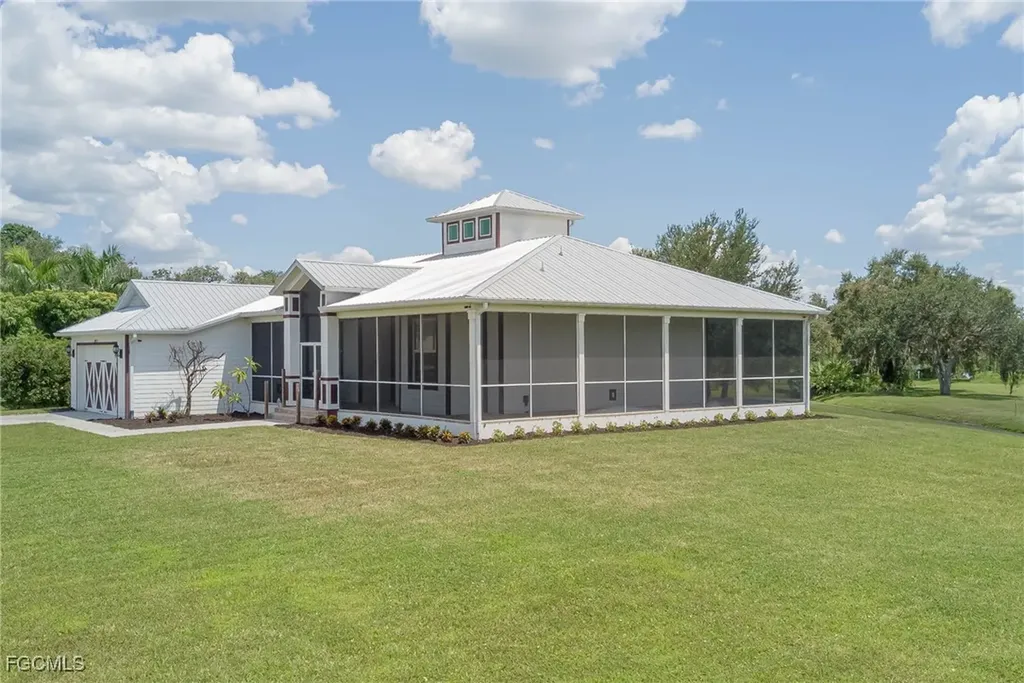 18111 Riverchase Court Alva FL 33920