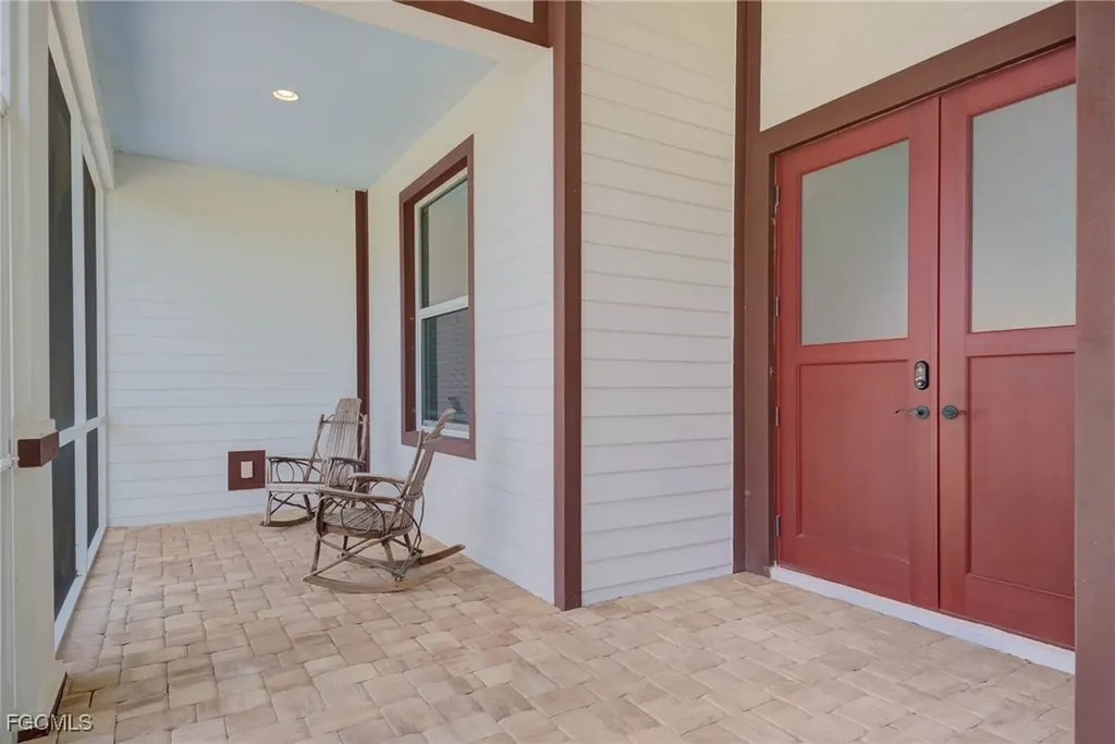 18111 Riverchase Court Alva FL 33920