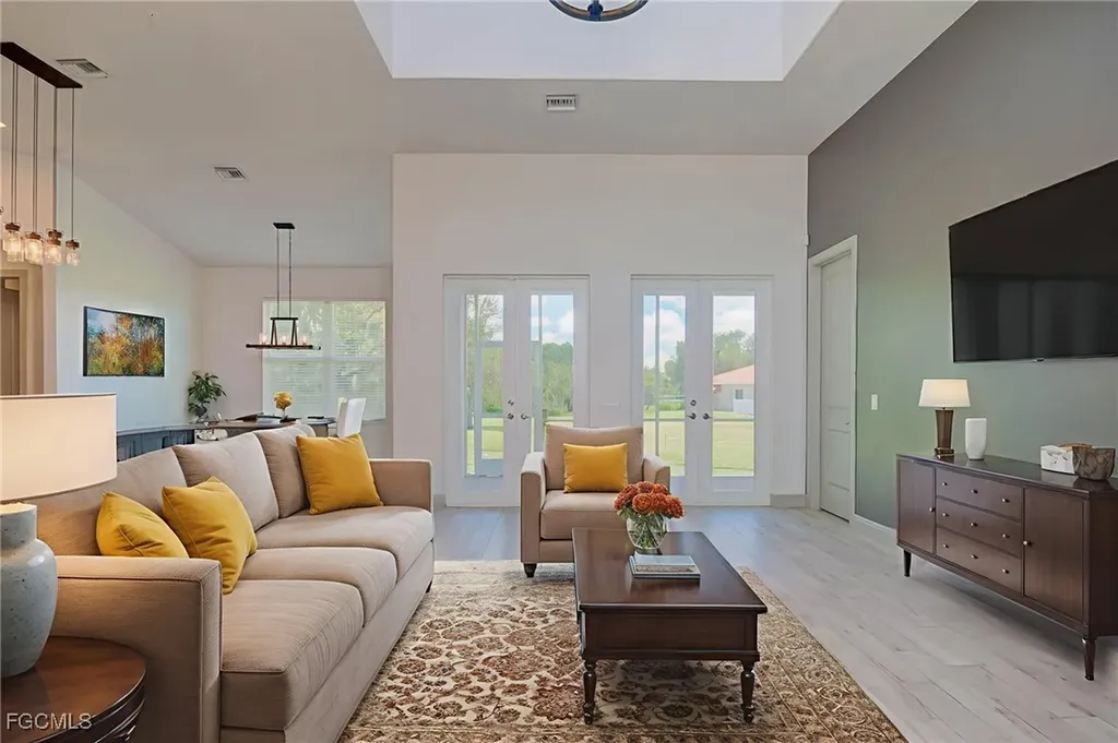 18111 Riverchase Court Alva FL 33920