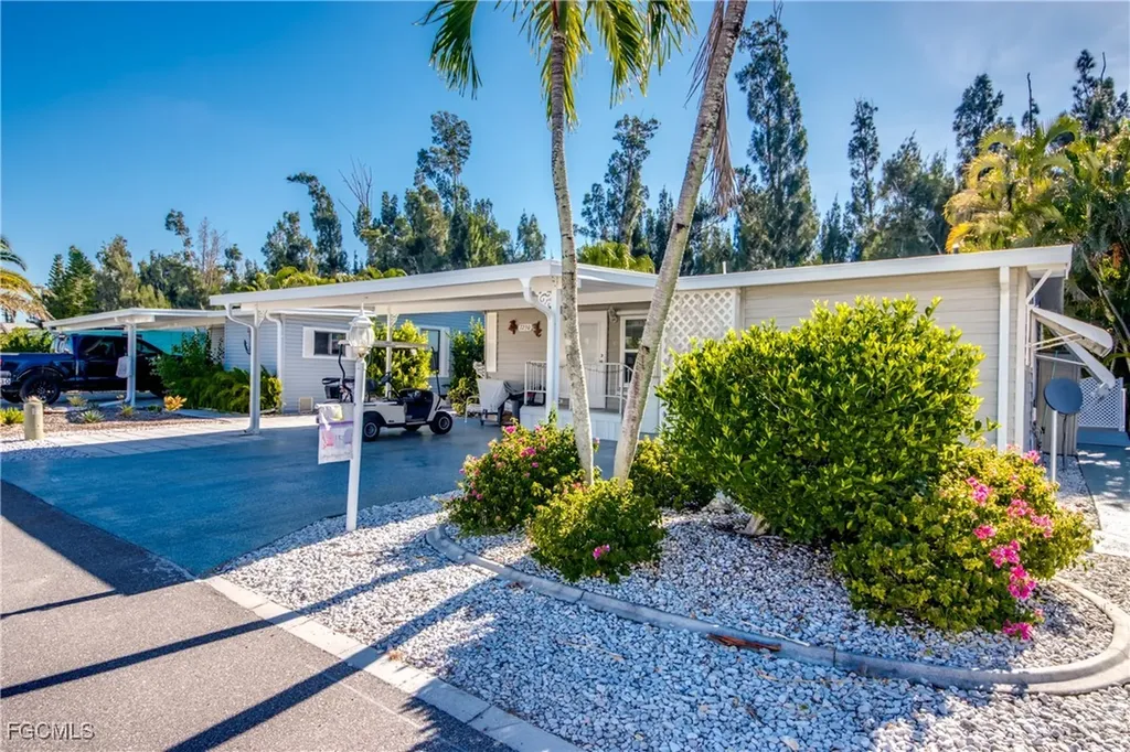 7230 Drum Drive St. James City FL 33956