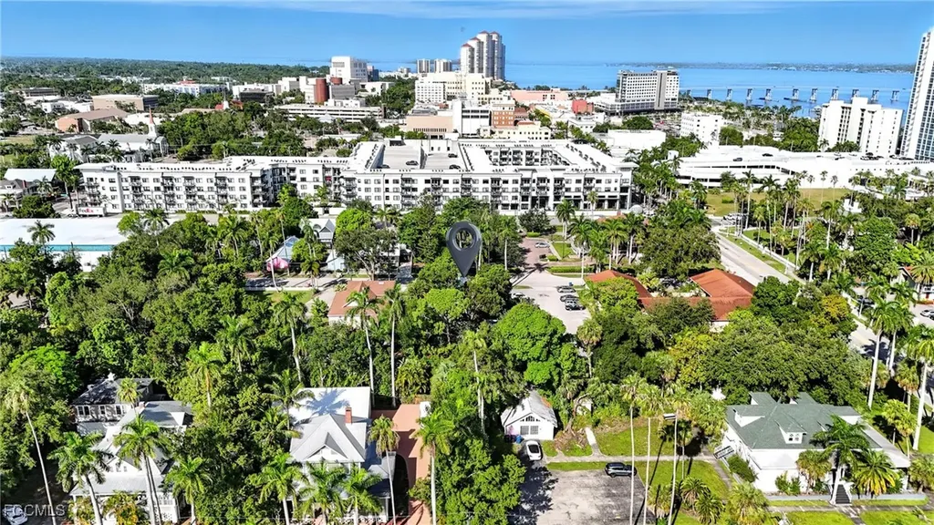 1531/1533 Hough Street Fort Myers FL 33901