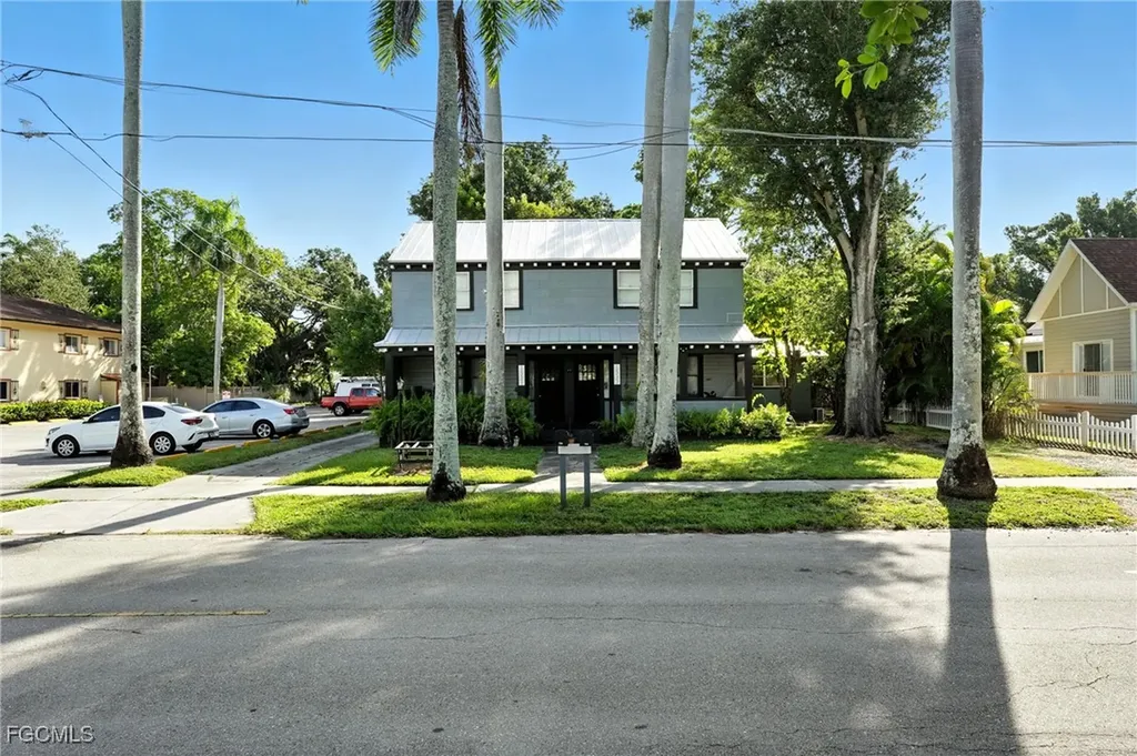 1531/1533 Hough Street Fort Myers FL 33901