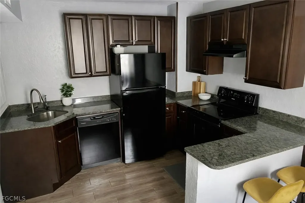 1531/1533 Hough Street Fort Myers FL 33901