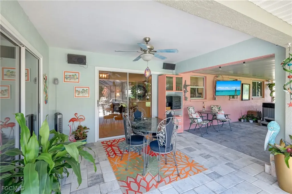 213 SW 38th Terrace Cape Coral FL 33914