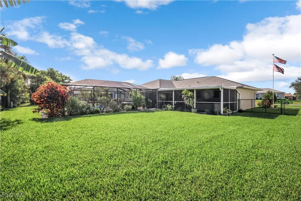 213 SW 38th Terrace Cape Coral FL 33914